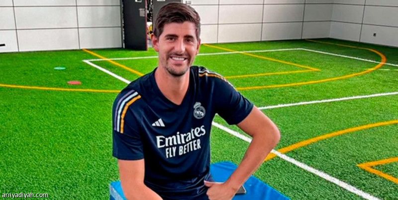 كورتوا يبدأ إعادة التأهيل