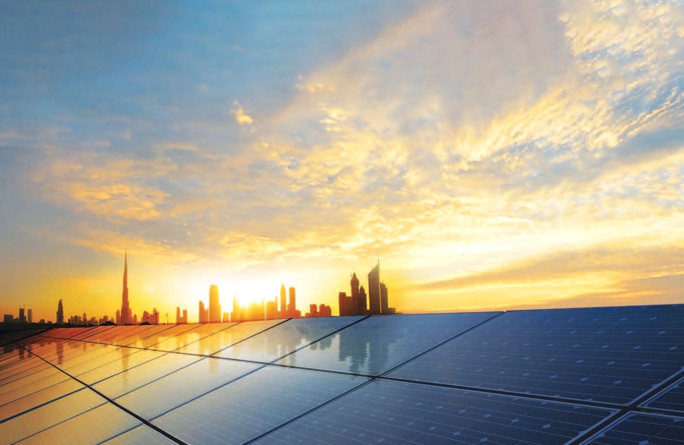 «شمس دبي» مبادرة وطنية ترسخ ريادة الإمارات في الاعتماد على الطاقة النظيفة