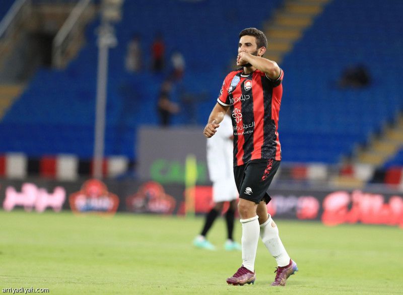 فوزير.. تخلّى عن حلم أوروبا