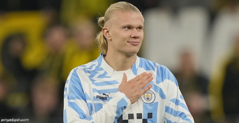 هالاند ينام بشريط لاصق على فمه