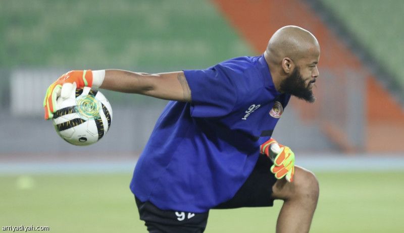 مبولحي ينتقل من القادسية إلى شباب بلوزداد