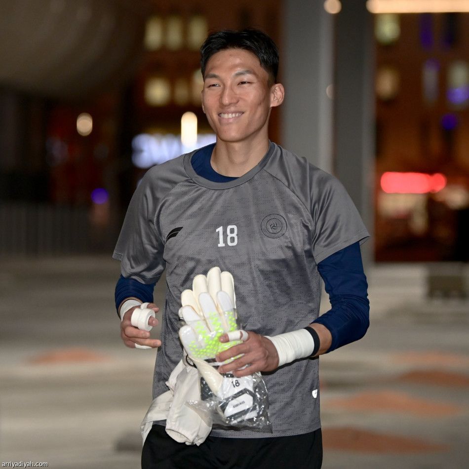 الشباب.. مناورة تطمئن كايزر قبل الخليج