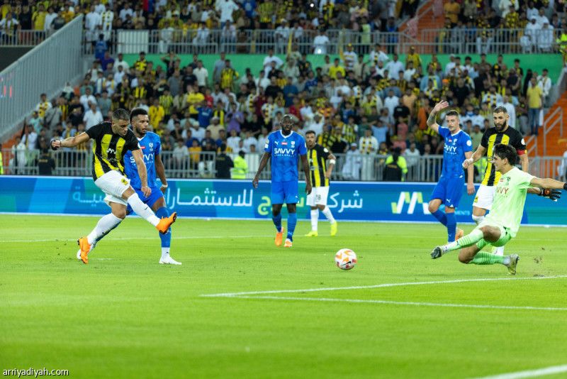 كلاسيكو الاتحاد والهلال.. حديث الساعة عالميا