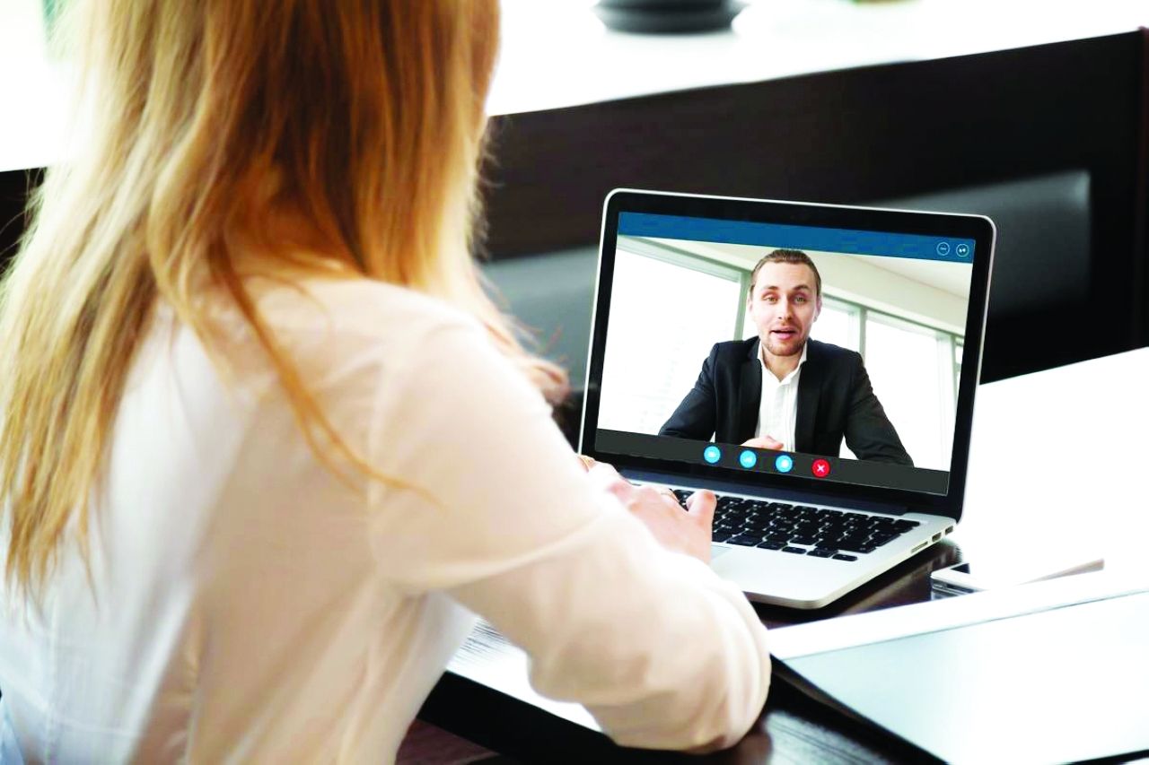 ٪144 نمو التوظيف عن بُعد بالإمارات خلال عام