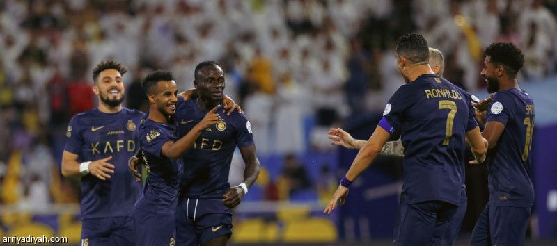 غريب: انتصار مهم قبل التوقف