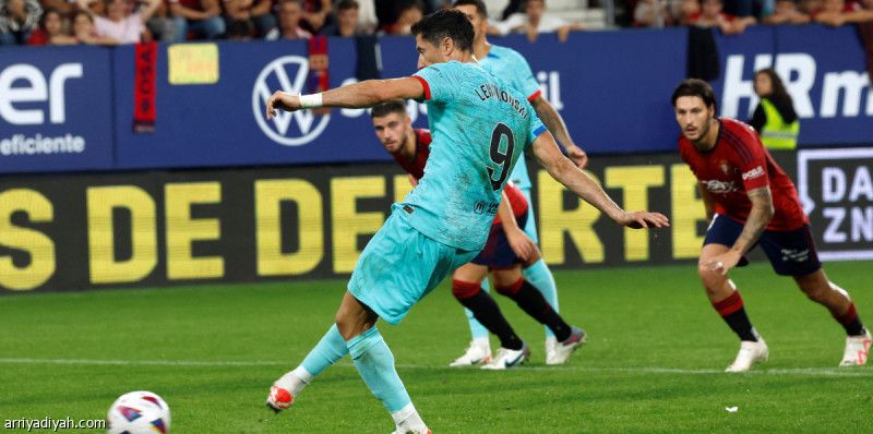 «جزائية» تنقذ برشلونة من فخ أوساسونا