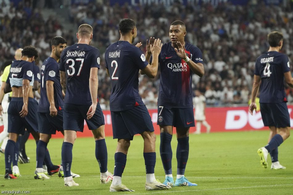 مبابي يقود سان جيرمان إلى اكتساح ليون