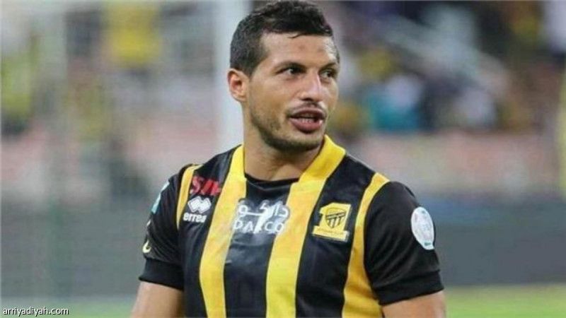 ضمك يحسم صفقة حامد