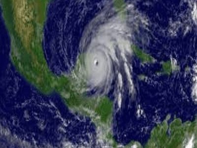 الصين تعلق الدارسة ورحلات 515 قطارا بسبب وصول إعصار هايكوي شرق وجنوب البلاد