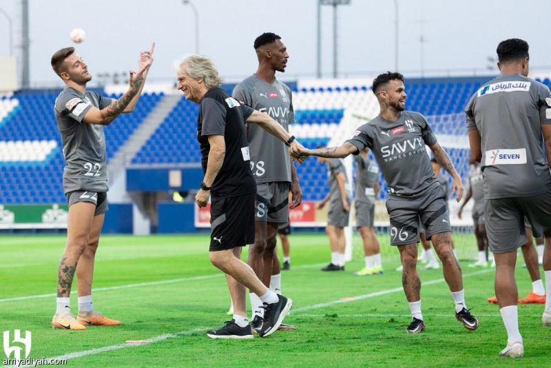 جيسوس يرفض التجارب