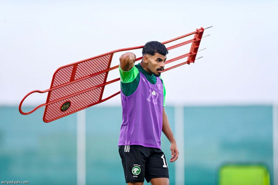 رحلة الأخضر.. 10 كيلومترات يوميا