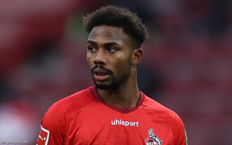 الطائي يملك موافقة فالنسيا.. وينتظر دينيس