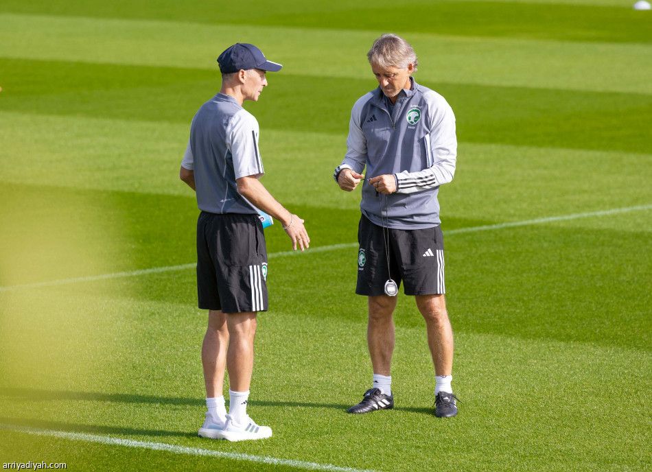 «سانت جيمس».. 21 منتخبا قبل الأخضر