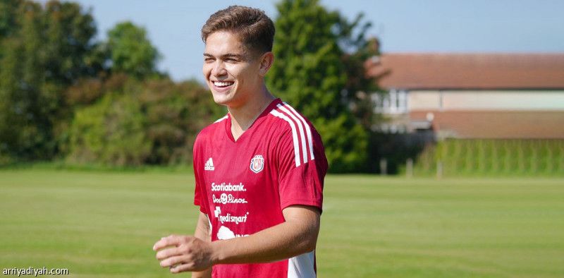 5 كوستاريكيين يفتتحون السجل الدولي