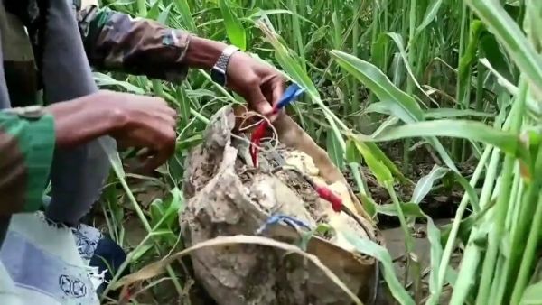 مرصد حقوقي: السيول تجرف عبوات مموهة زرعها الحوثيون في "حيس" جنوبي الحديدة