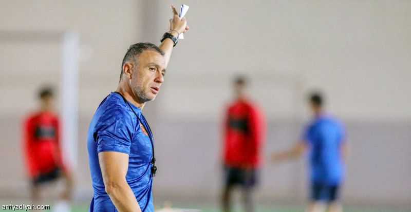 ستانسيو يقود وسط ضمك