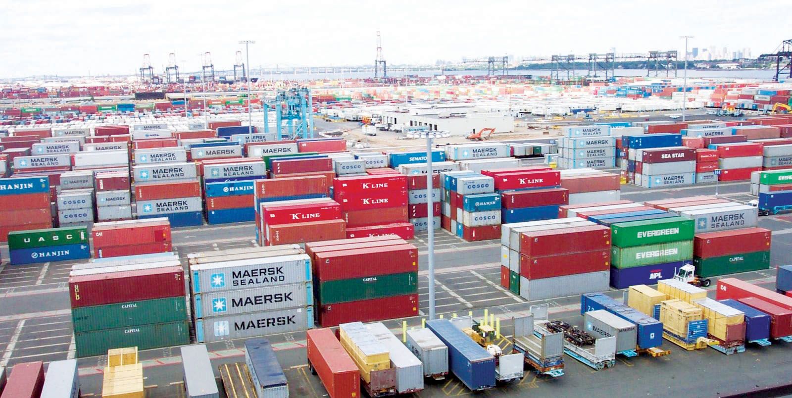 ارتفاع العجز التجاري في فرنسا خلال يوليو