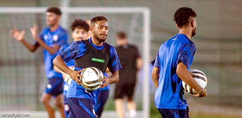 ميشا يفرض الهجوم