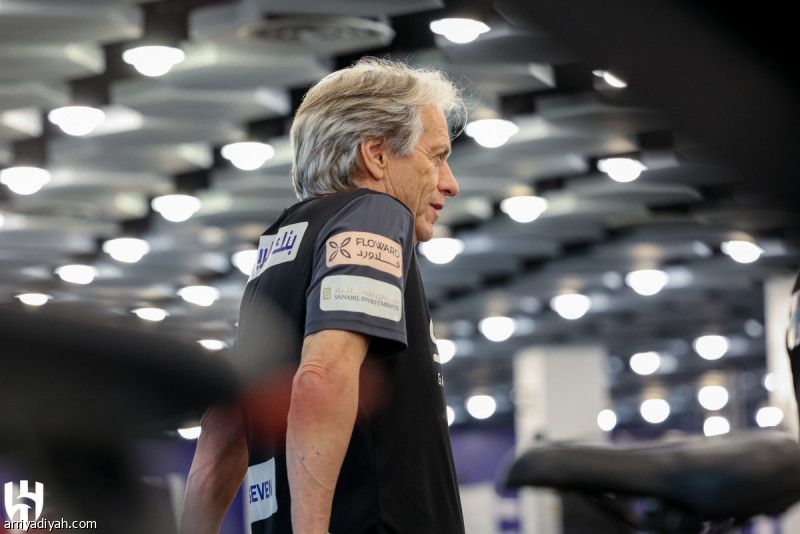 الهلال.. خيسوس يمنح اللاعبين راحة