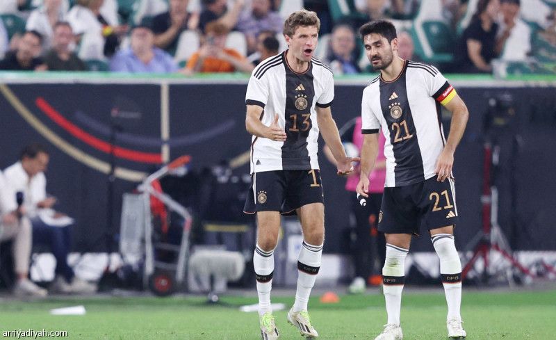 قبل مواجهة الديوك.. ألمانيا تصرخ: «عار عليكم»