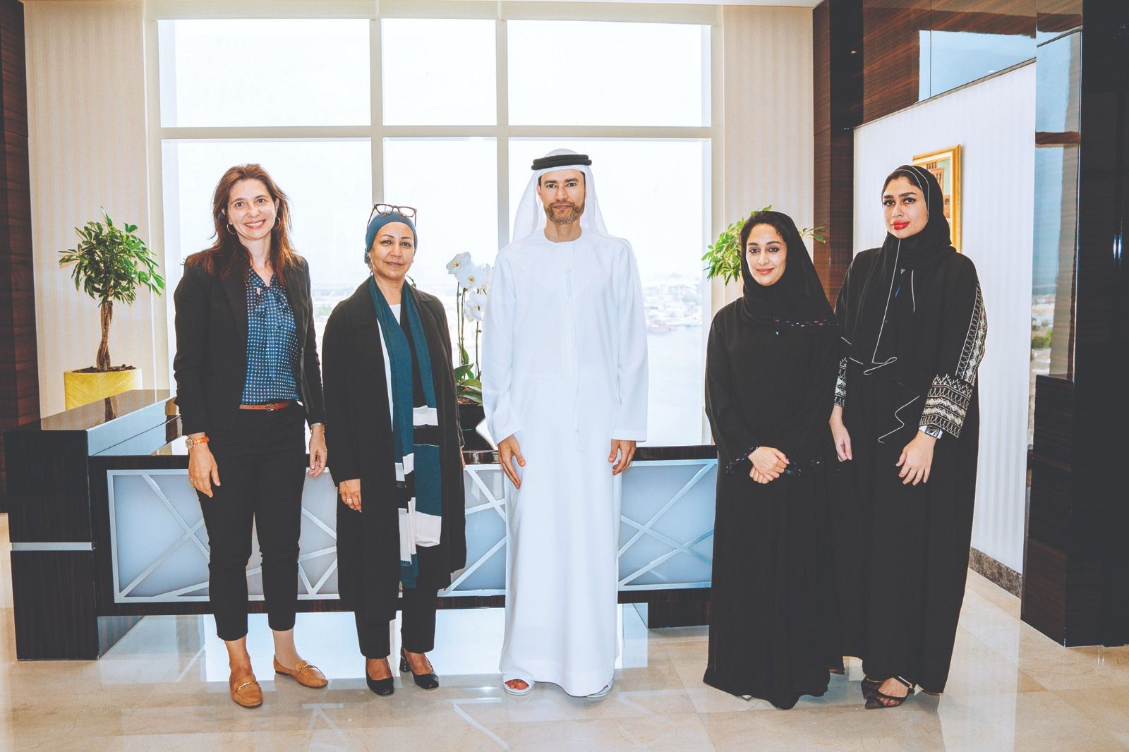 الإمارات تبحث تطوير التعاون مع البنك الدولي