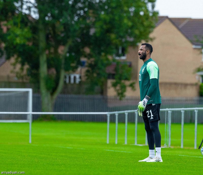 مانشيني يختار العويس