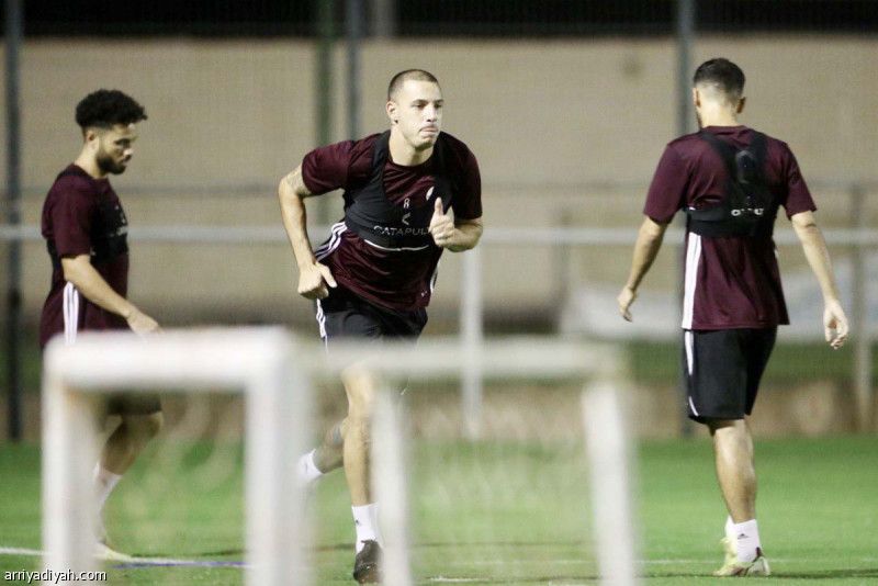 فاندرهاي يفتح ملف الجبلين