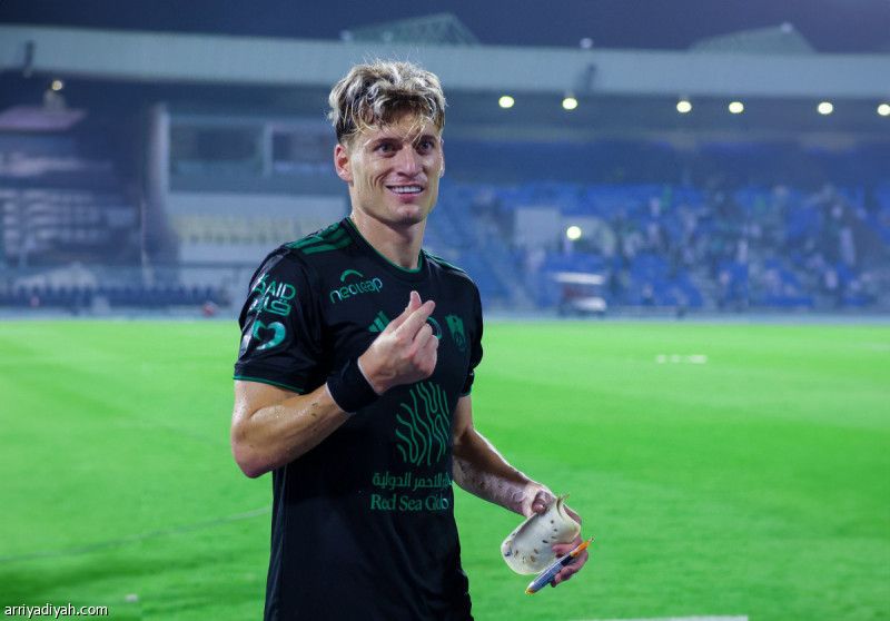 الأهلي يفاوض أليوسكي