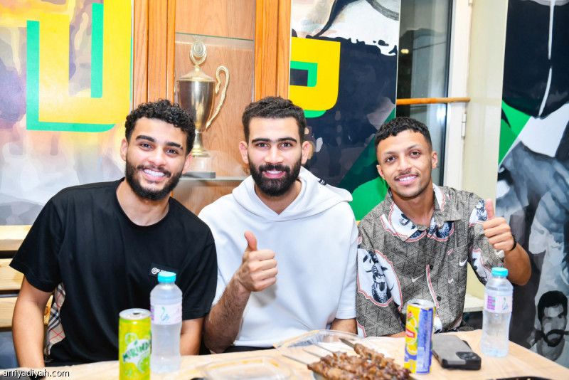 الخليج يستقبل شريف وسيهيتش