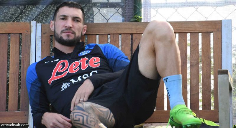 إصابة بوليتانو تربك نابولي