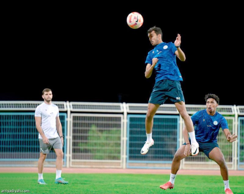 الأخدود يتسلح بجودوين