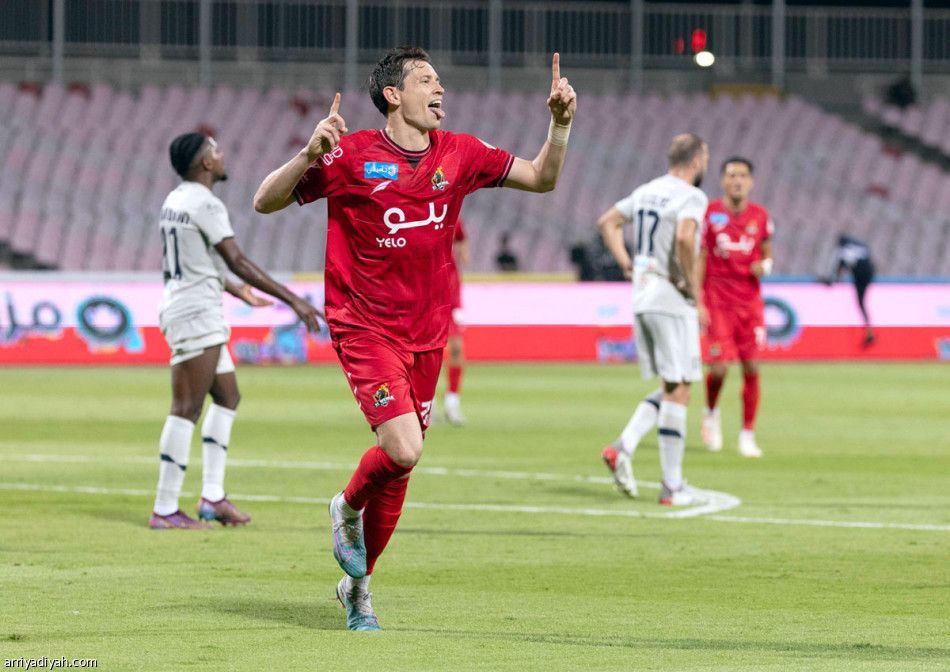 إيجالو يعيد ذكريات الأهلي