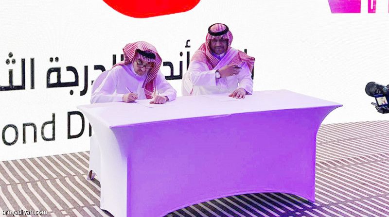 بـ 15 مليون سهم.. شراكة بين «الرابطة» و«هاتريك»