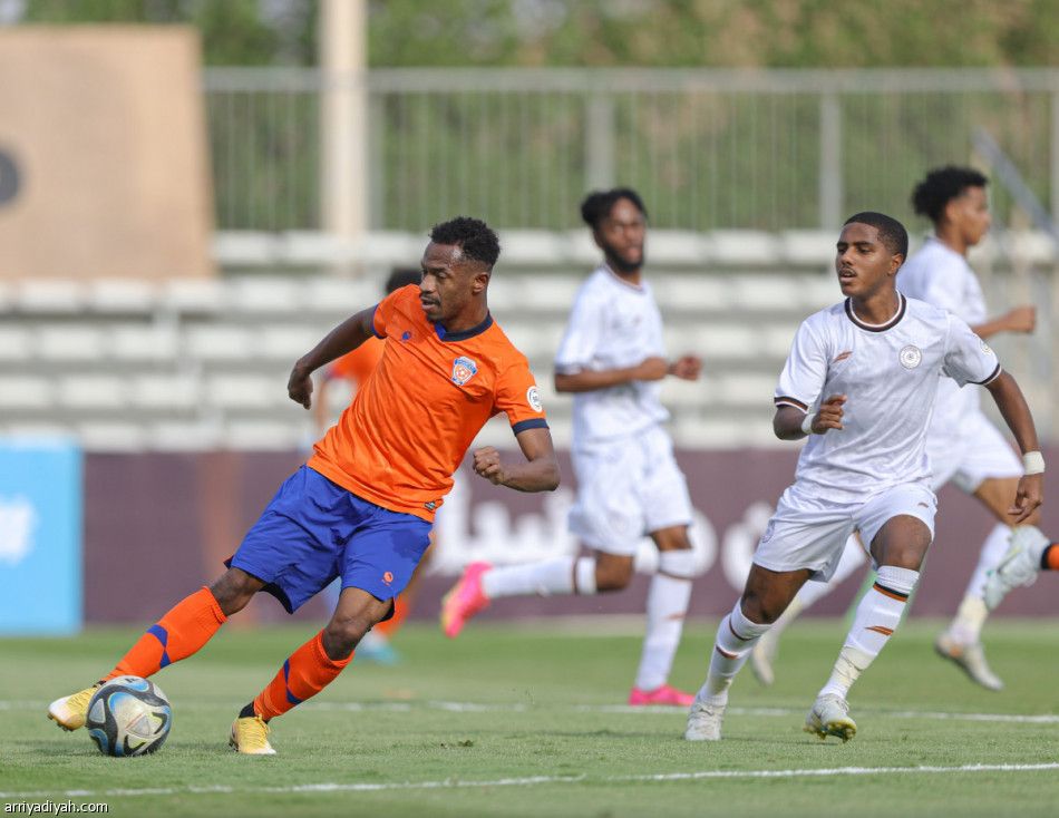 الفتح يستعرض في الدوري الرديف.. والشباب يتمسك بالصدارة