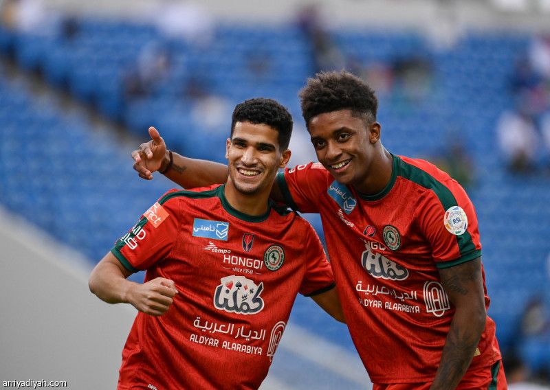 الاتفاق يكرر ثلاثية ضمك في أبها