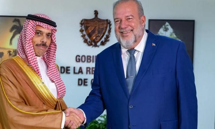 وزير الخارجية السعودي يبحث مع رئيس وزراء كوبا فرص التعاون الاقتصادي المشترك