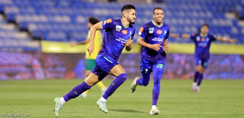 وصيف الهدافين يرجح كفة الفتح