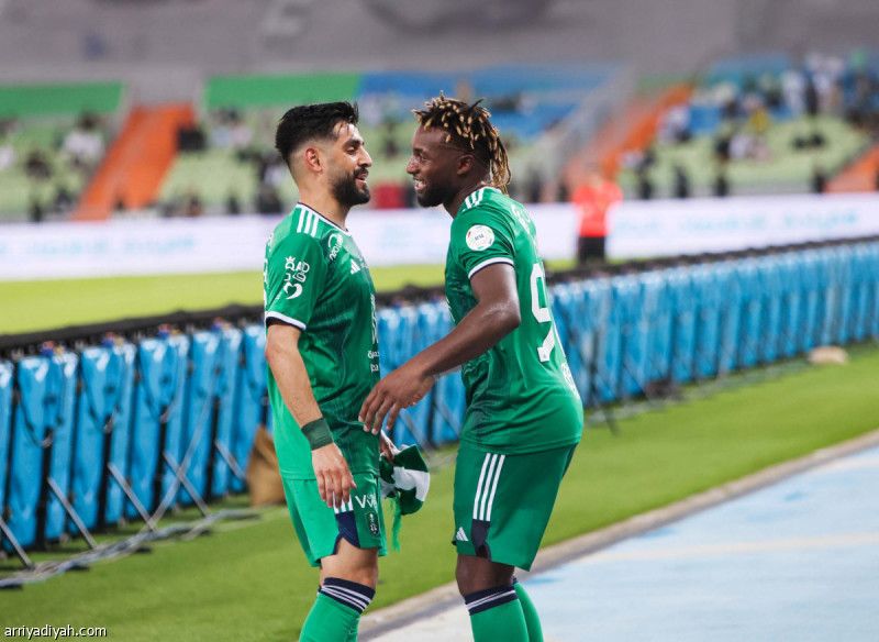 أخيرا.. ماكسيمان سجل وفاز