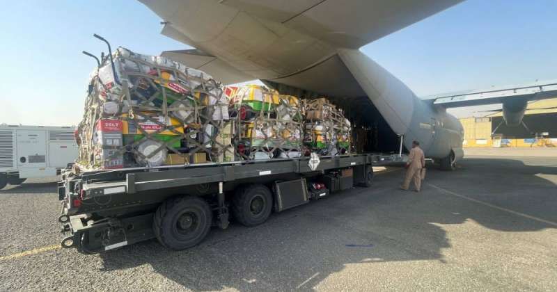 طائرة إغاثية خامسة من الكويت إلى ليبيا تحمل 10 أطنان من المواد الطبية