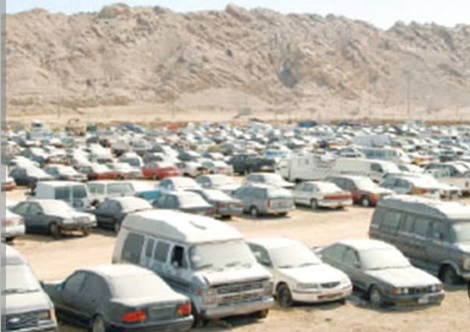 تنبيه لأصحاب المركبات المُهملة في الوادي الكبير الصناعية