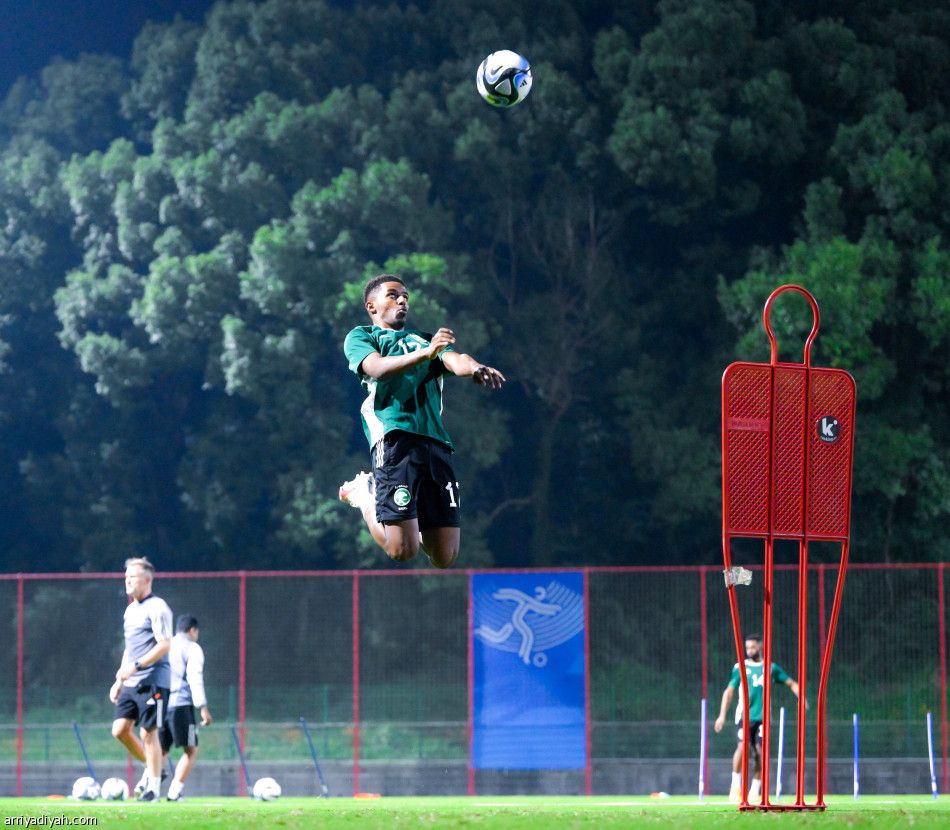 «شاكسونج» يجهز الأخضر الأولمبي قبل لقاء إيران