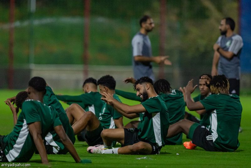 «شاكسونج» يجهز الأخضر الأولمبي قبل لقاء إيران