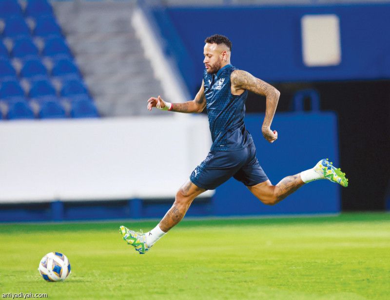 تمبكتي يفتتح مشوار الهلال