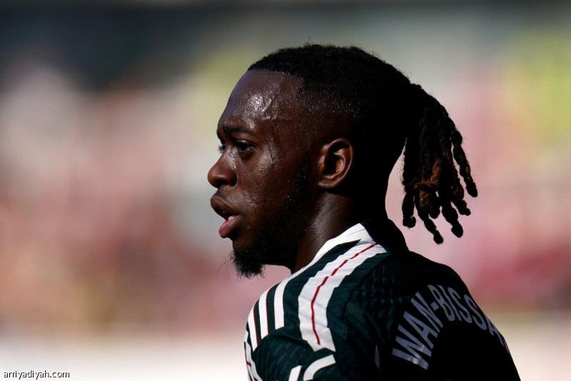 اليونايتد يخسر بيساكا