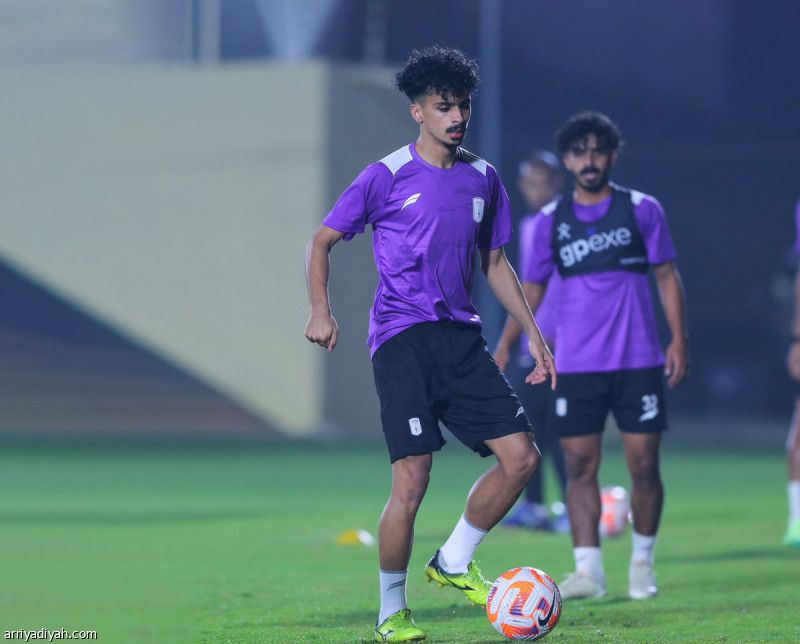 3 غرز تغيّب الشمري