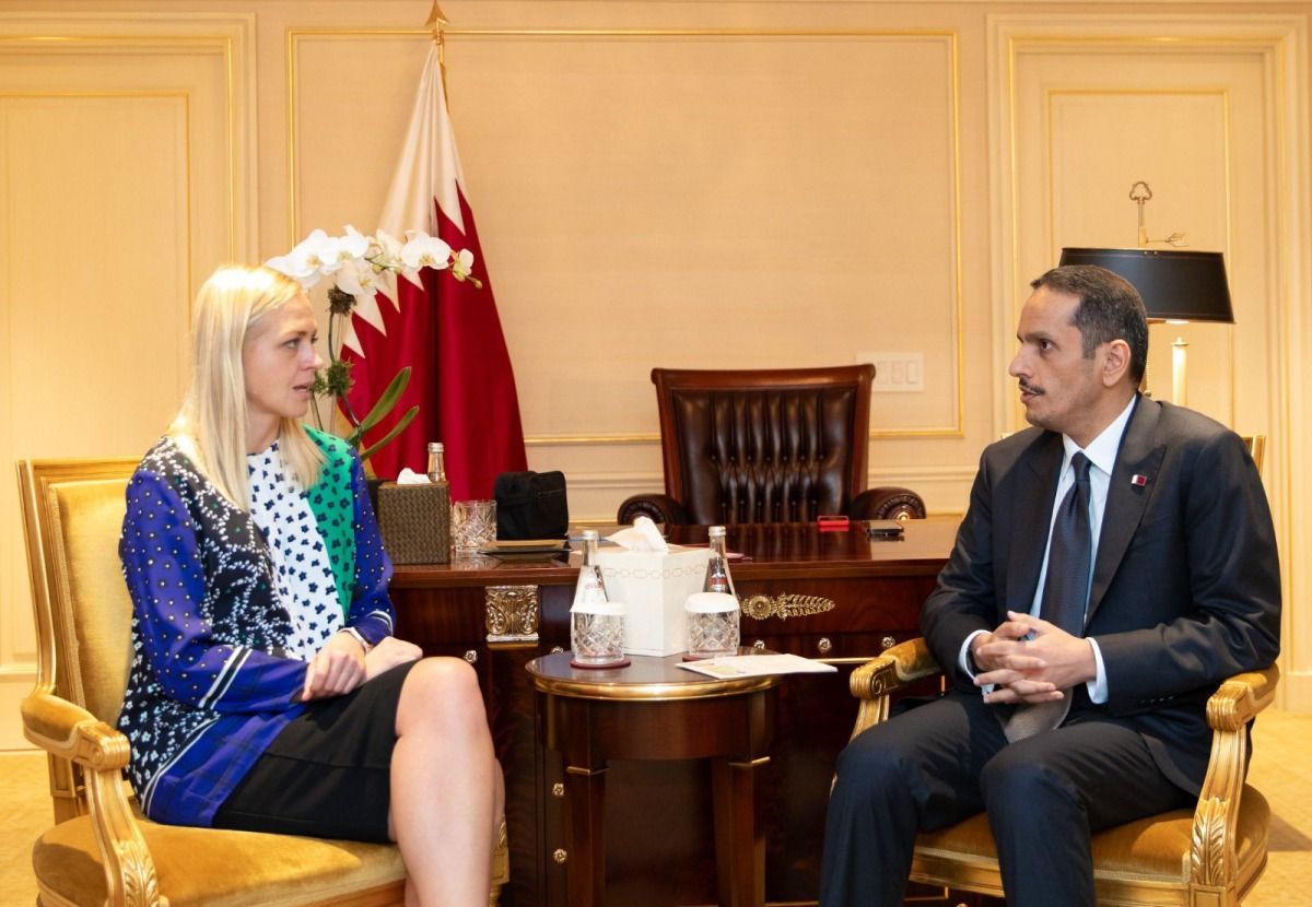 رئيس مجلس الوزراء وزير الخارجية يجتمع مع وزيرة خارجية فنلندا