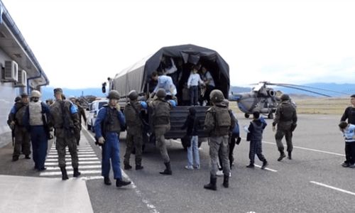 قوات حفظ السلام الروسية تجلي ألفي مدني عن قره باغ بسبب الأعمال العسكرية