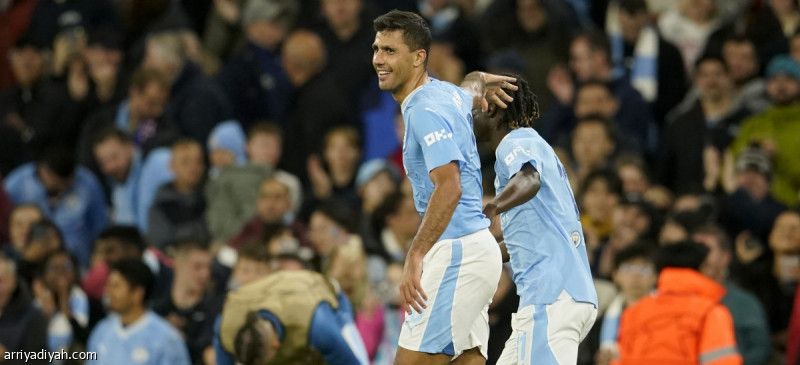 جوارديولا: رودري أفضل لاعب وسط في العالم