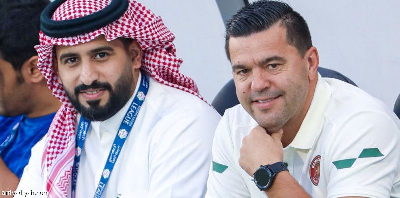 كونترا يحصد أول نقطة من أمام الهلال