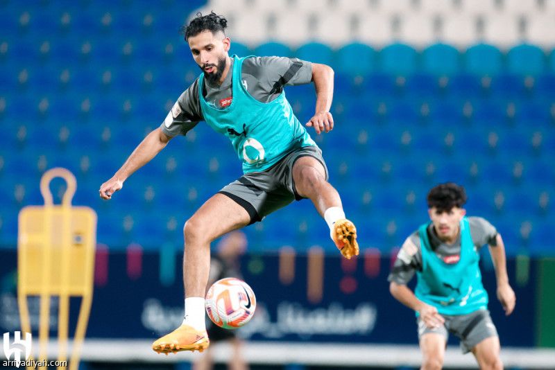 خيسوس يصحح أخطاء الهلال